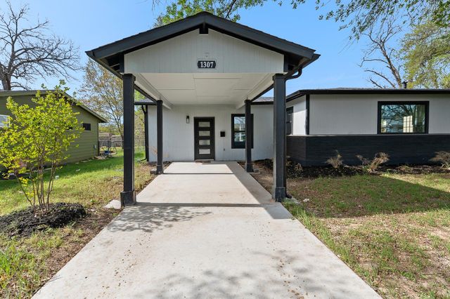 1307 Yorkshire DR, Austin, TX 78723