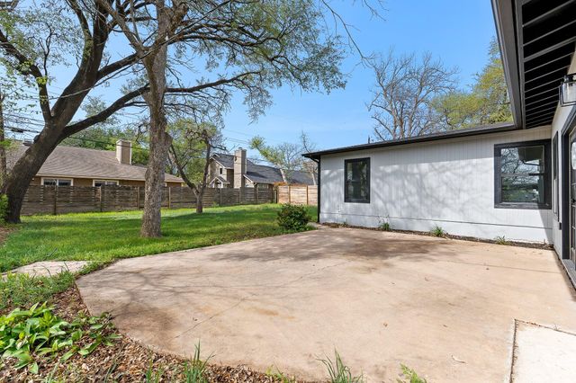 1307 Yorkshire DR, Austin, TX 78723