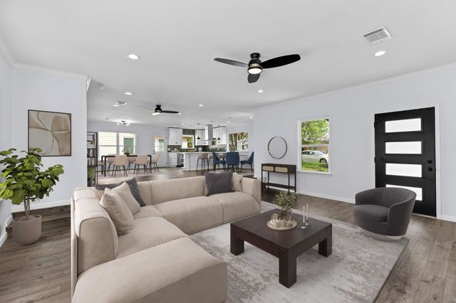 1307 Yorkshire DR, Austin, TX 78723