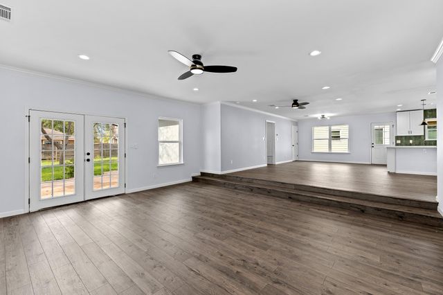 1307 Yorkshire DR, Austin, TX 78723