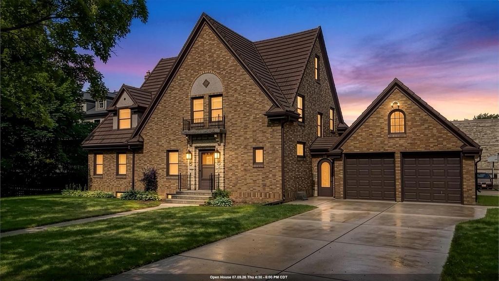 740 S QUINCY STREET, Green Bay, WI 54301