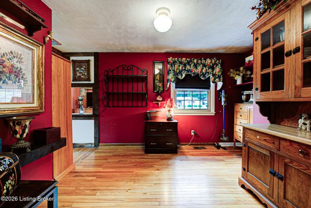 2826 Brookdale Ave, Louisville, KY 40220