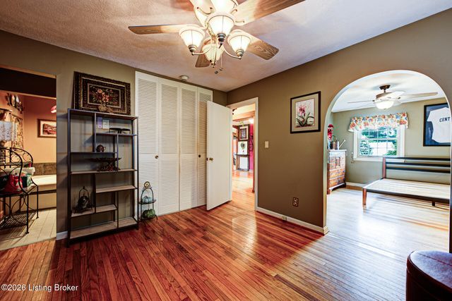 2826 Brookdale Ave, Louisville, KY 40220