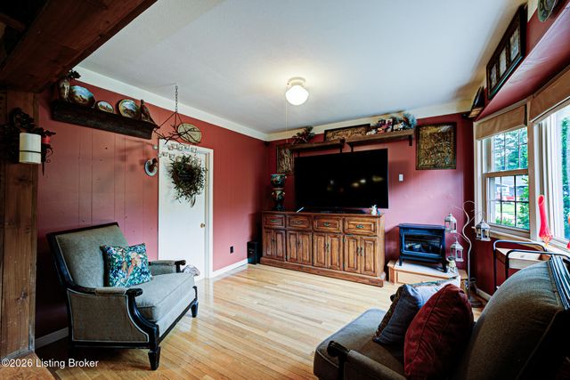 2826 Brookdale Ave, Louisville, KY 40220