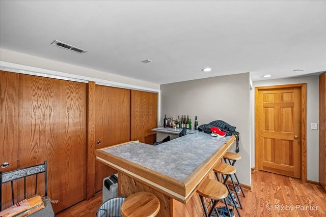 401 Longford Drive, Elgin, IL 60120