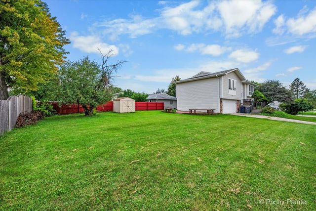 401 Longford Drive, Elgin, IL 60120
