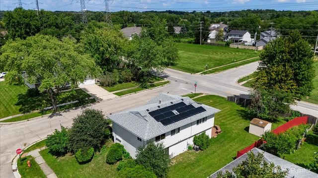 401 Longford Drive, Elgin, IL 60120