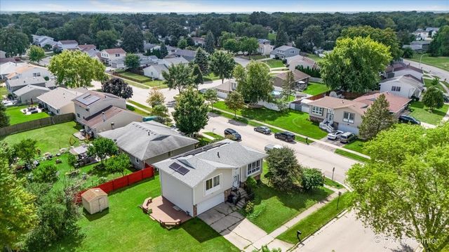 401 Longford Drive, Elgin, IL 60120