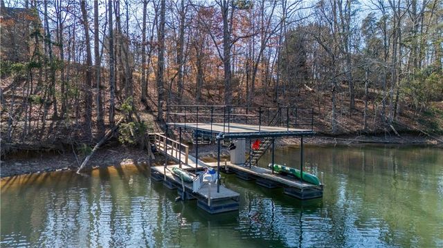 3551 Monroe Circle, Gainesville, GA 30506