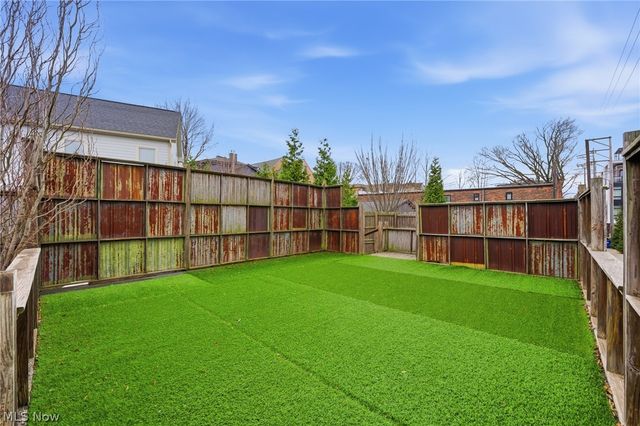 1554 W 29th Street, Cleveland, OH 44113