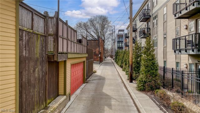 1554 W 29th Street, Cleveland, OH 44113