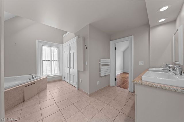 1554 W 29th Street, Cleveland, OH 44113