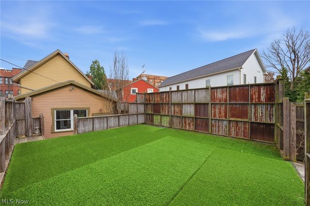 1554 W 29th Street, Cleveland, OH 44113