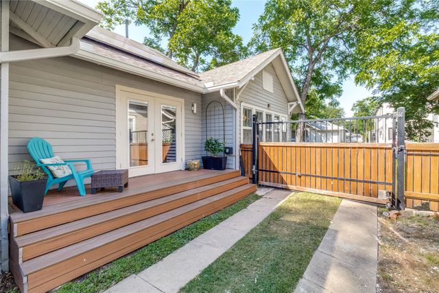 1023 Mount Auburn Avenue, Dallas, TX 75223