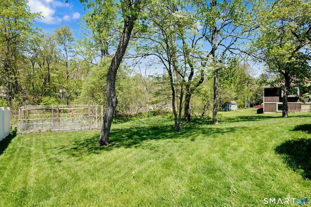 187 Southern Boulevard, Danbury, CT 06810