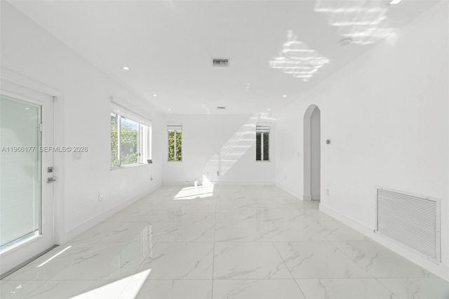 15786 SW 141st St 15786, Miami, FL 33196