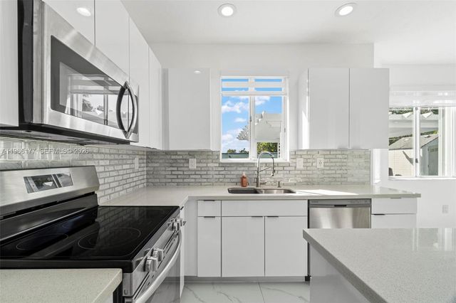 15786 SW 141st St 15786, Miami, FL 33196