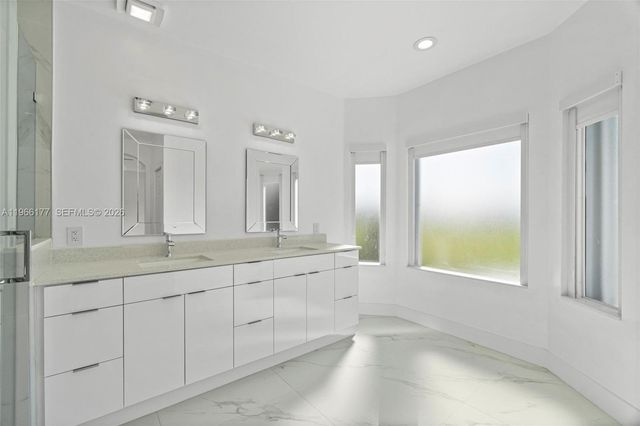 15786 SW 141st St 15786, Miami, FL 33196