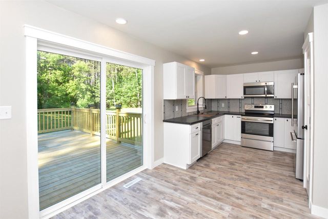 11065 EAST LANE, Waupaca, WI 54981
