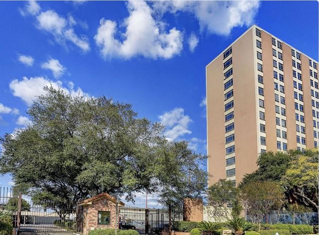 7520 Hornwood Drive 205, Houston, TX 77036