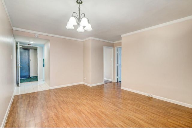 7520 Hornwood Drive 205, Houston, TX 77036