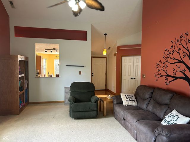 1950 Winfield Park Drive, Greenfield, IN 46140