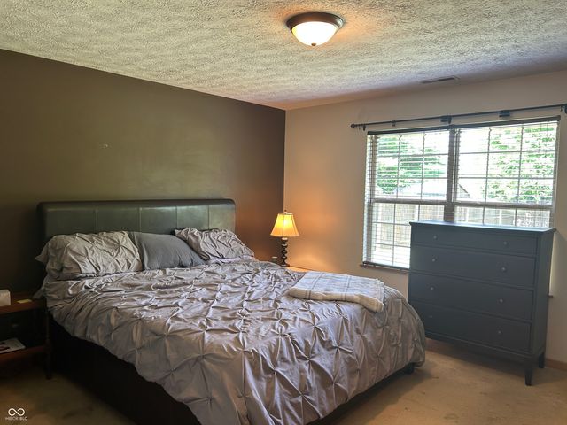 1950 Winfield Park Drive, Greenfield, IN 46140