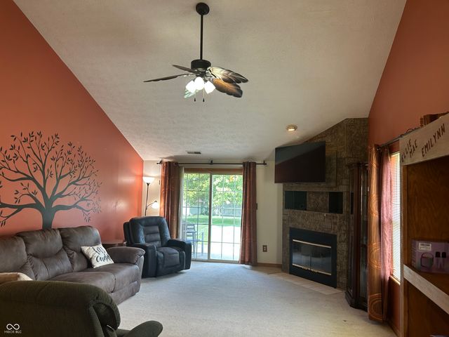 1950 Winfield Park Drive, Greenfield, IN 46140