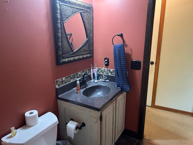 1950 Winfield Park Drive, Greenfield, IN 46140