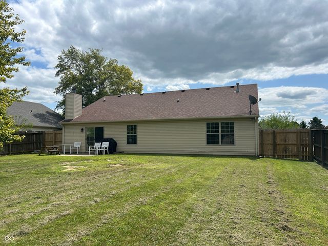 1950 Winfield Park Drive, Greenfield, IN 46140