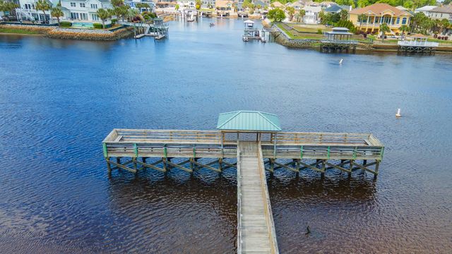 1709 Crosswinds Ave., North Myrtle Beach, SC 29582