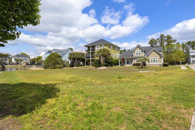 1709 Crosswinds Ave., North Myrtle Beach, SC 29582