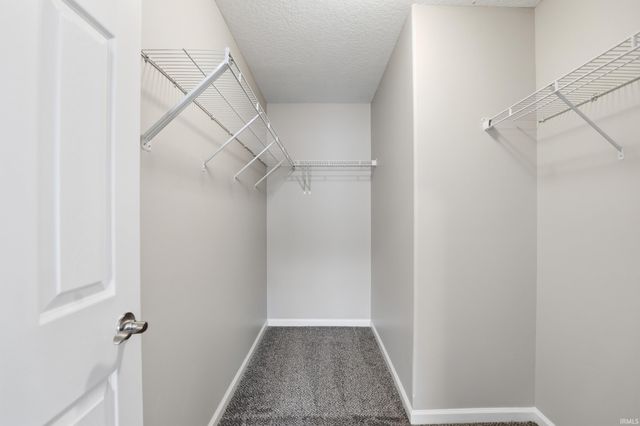 10232 Archstone Cove, New Haven, IN 46774