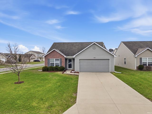 10232 Archstone Cove, New Haven, IN 46774