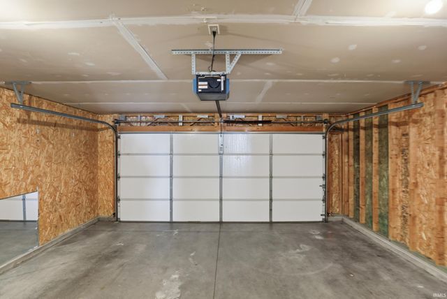 10232 Archstone Cove, New Haven, IN 46774