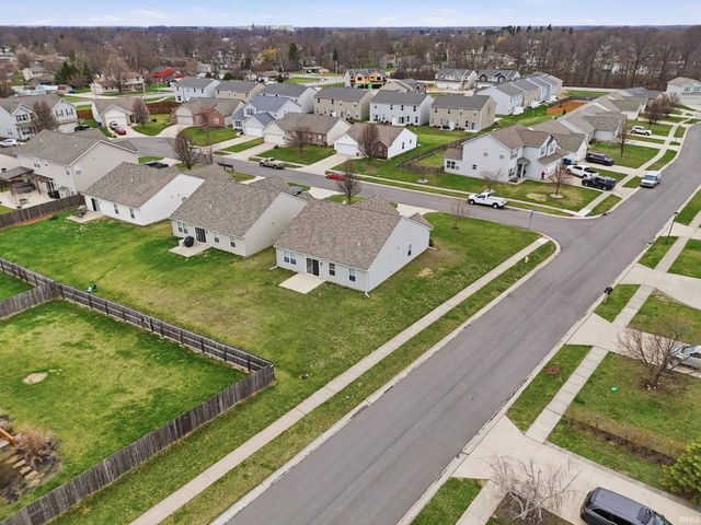 10232 Archstone Cove, New Haven, IN 46774