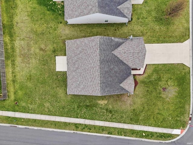 10232 Archstone Cove, New Haven, IN 46774