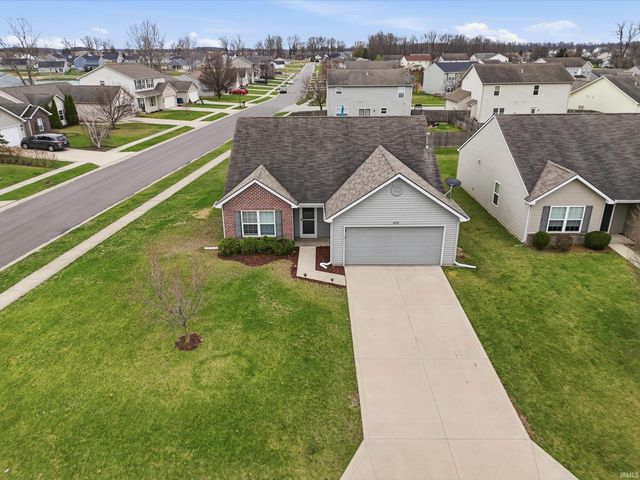 10232 Archstone Cove, New Haven, IN 46774