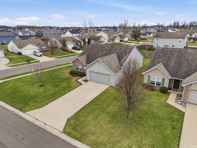 10232 Archstone Cove, New Haven, IN 46774