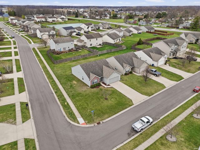 10232 Archstone Cove, New Haven, IN 46774