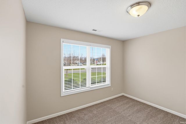 10232 Archstone Cove, New Haven, IN 46774