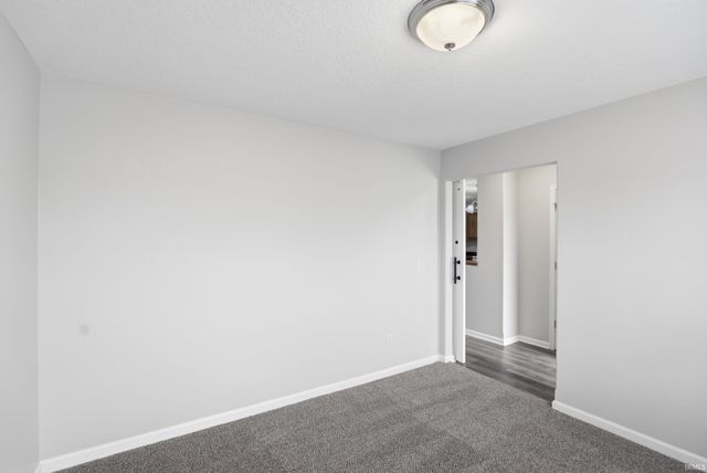 10232 Archstone Cove, New Haven, IN 46774