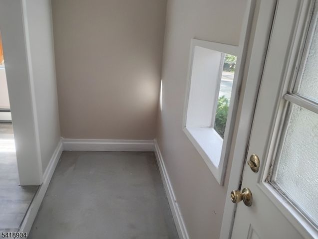 32 Laurel Drive, Jefferson Twp., NJ 07438