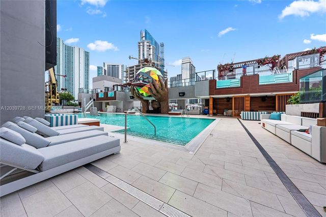 20 NE 11th St 2211, Miami, FL 33132