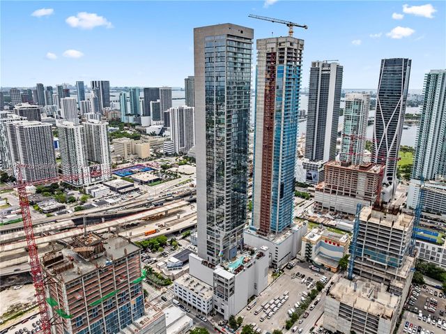 20 NE 11th St 2211, Miami, FL 33132