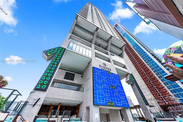 20 NE 11th St 2211, Miami, FL 33132