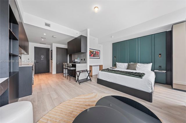 20 NE 11th St 2211, Miami, FL 33132