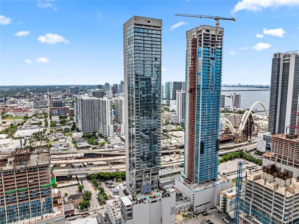 20 NE 11th St 2211, Miami, FL 33132