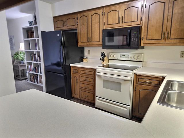 940 BABCOCK STREET, Neenah, WI 54956