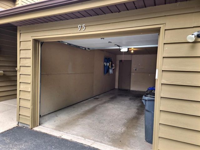 940 BABCOCK STREET, Neenah, WI 54956